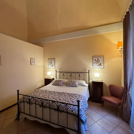 Casa Dell'edera T אורביאטו
