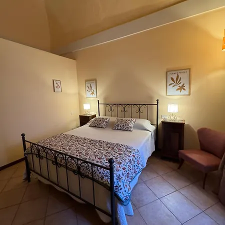 Casa Dell'edera T * אורביאטו